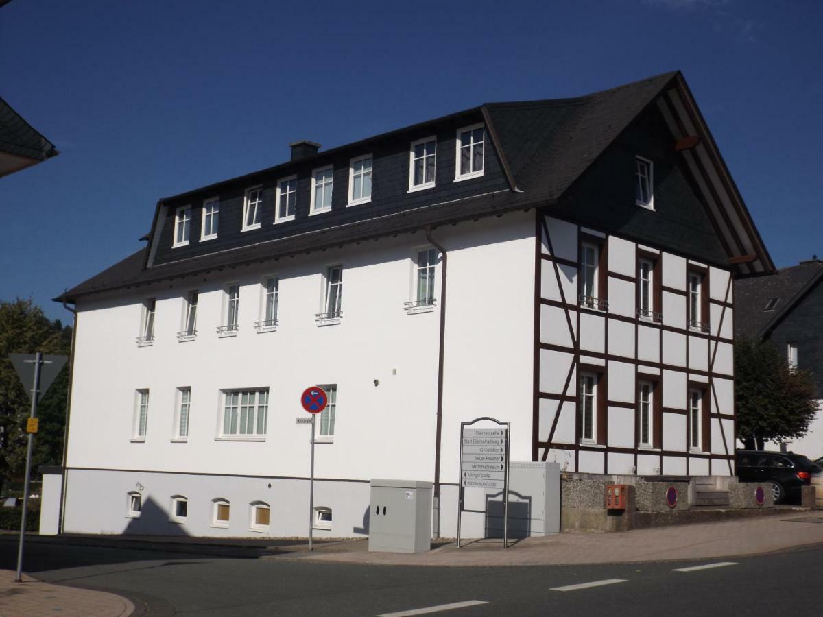 Deutsches Haus Apartment Willingen  Exterior photo